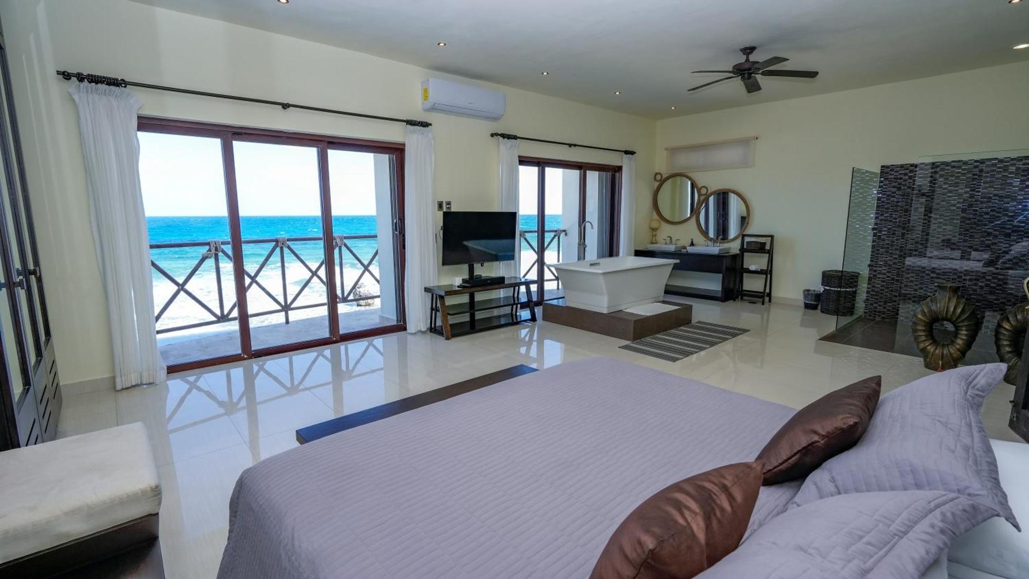Casa Javi- Ocean Front Located Mid Isla Mujeres Villa Екстериор снимка