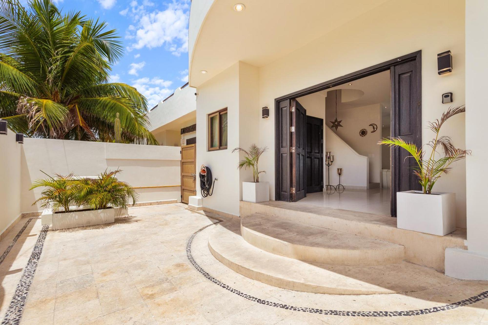 Casa Javi- Ocean Front Located Mid Isla Mujeres Villa Екстериор снимка