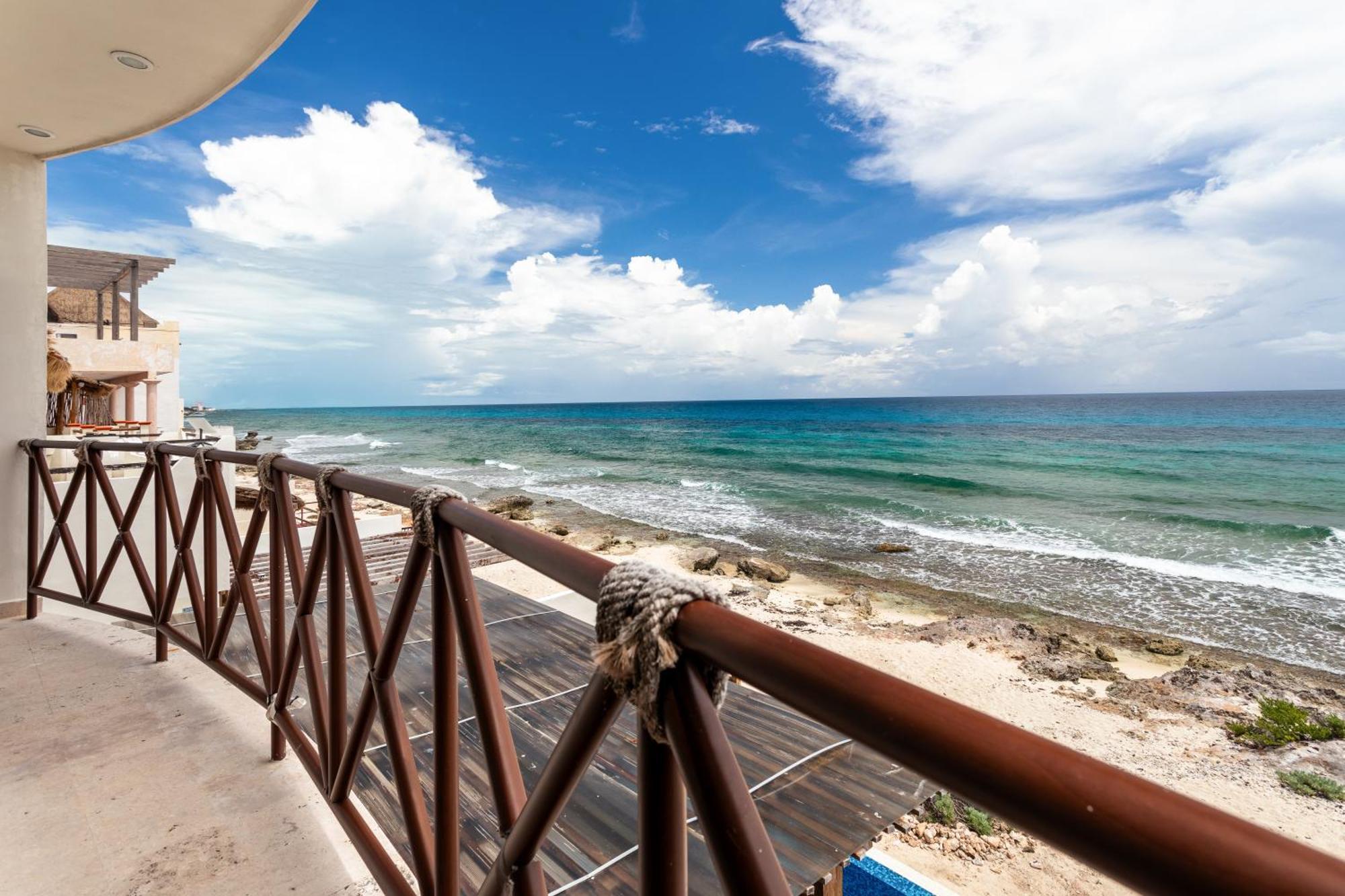 Casa Javi- Ocean Front Located Mid Isla Mujeres Villa Екстериор снимка